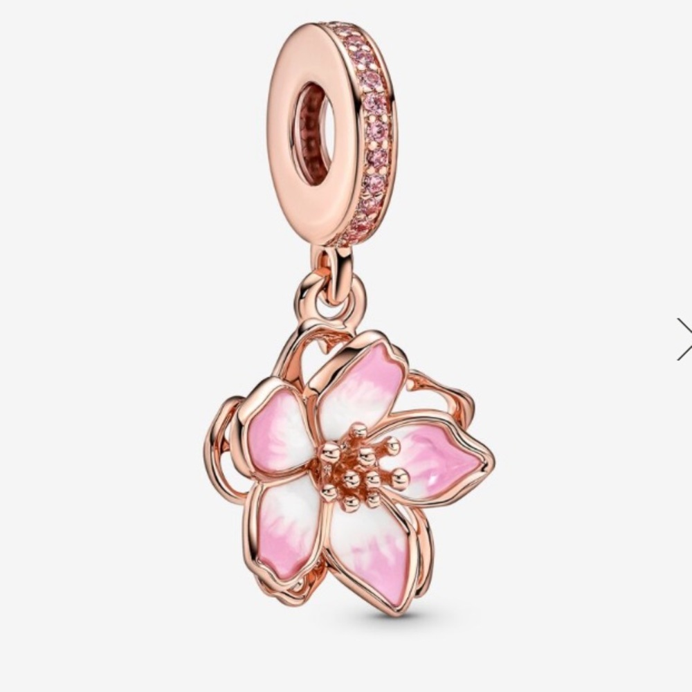 🌸🌸🌸TRULY GORGEOUS CHERRY BLOSSOM DANGLE CHARM🌸🌸🌸